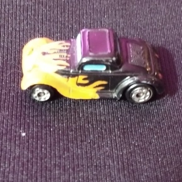 Micro Machines 1994 LGTI Galoob FORD '33 3 Window - Picture 2 of 9